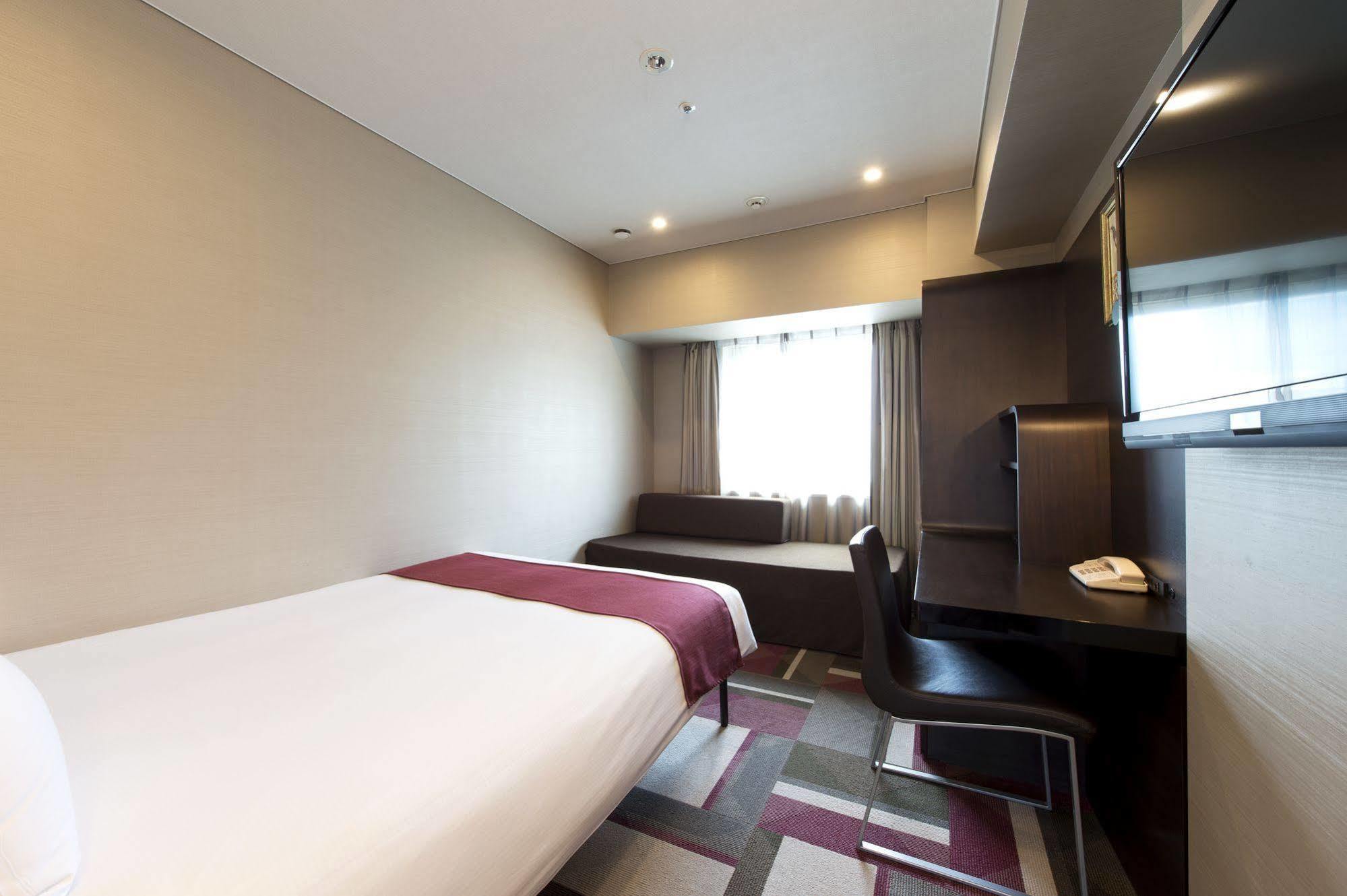 Fontaine Sannomiya Hotel 3*