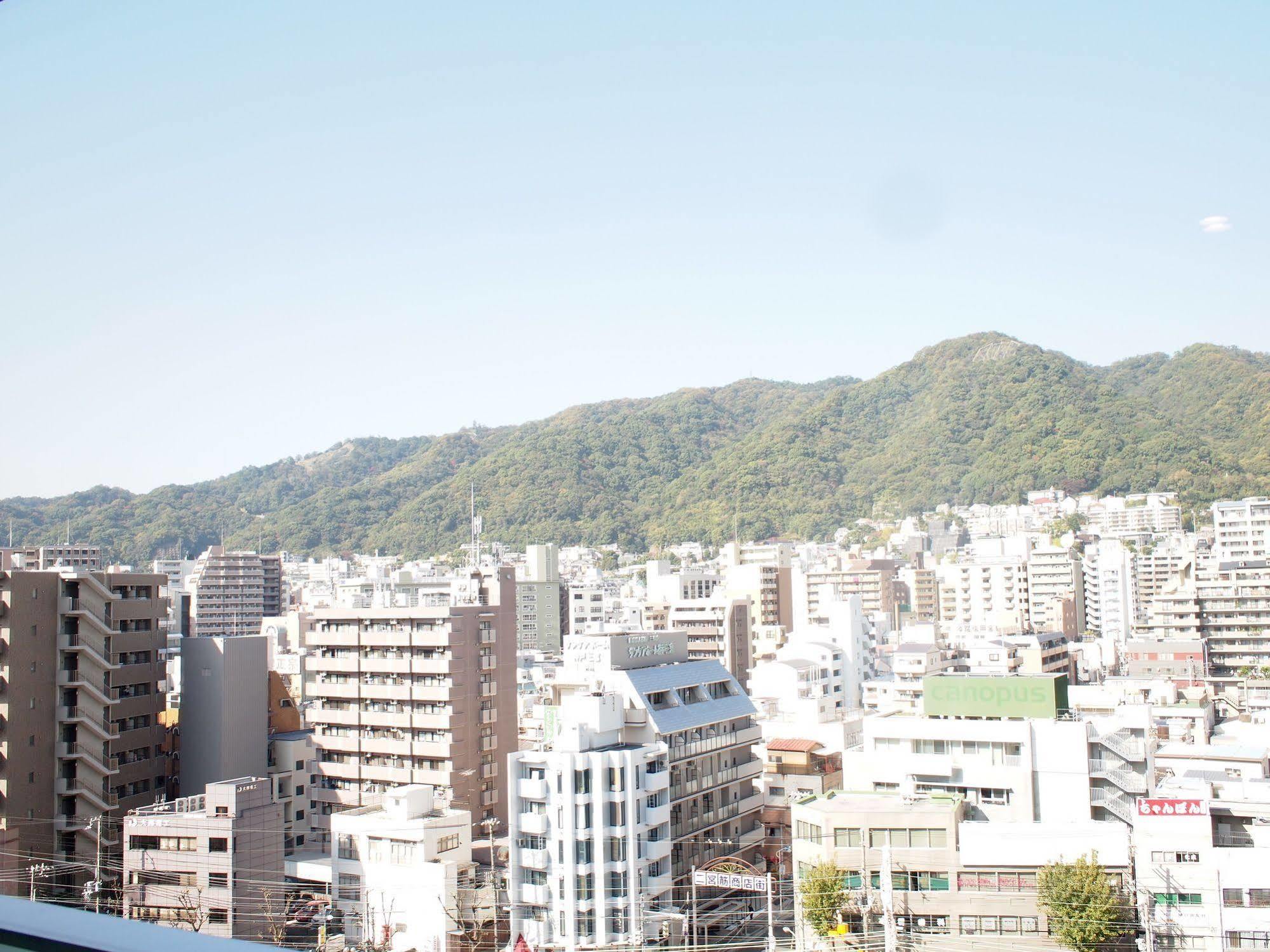 Hotel Fontaine Sannomiya 3*